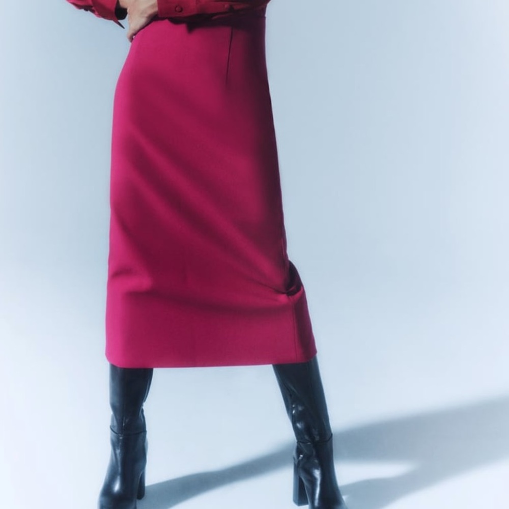 Zara • Straight Slit Skirt